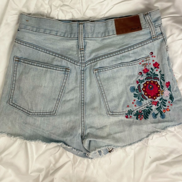 Madewell Embroidered Short!! - Picture 3 of 7